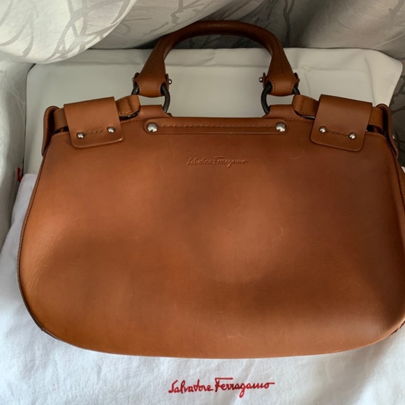 Salvatore Ferragamo Leather Shoulder Bad - Picture 3 of 8